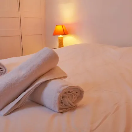 Au Charme D'antan En Plein Coeur Du Vieux *
