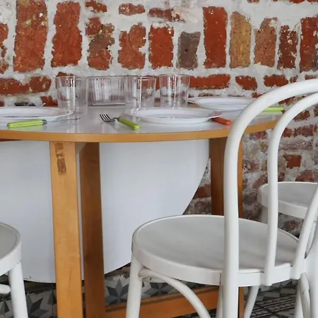 Oparadi L'atypique Maison Historique à Lille, Un Atypique Dans Un Cadre D'antan Сasa de vacaciones *