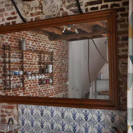 Oparadi L'atypique Maison Historique à Lille, Un Atypique Dans Un Cadre D'antan Lila